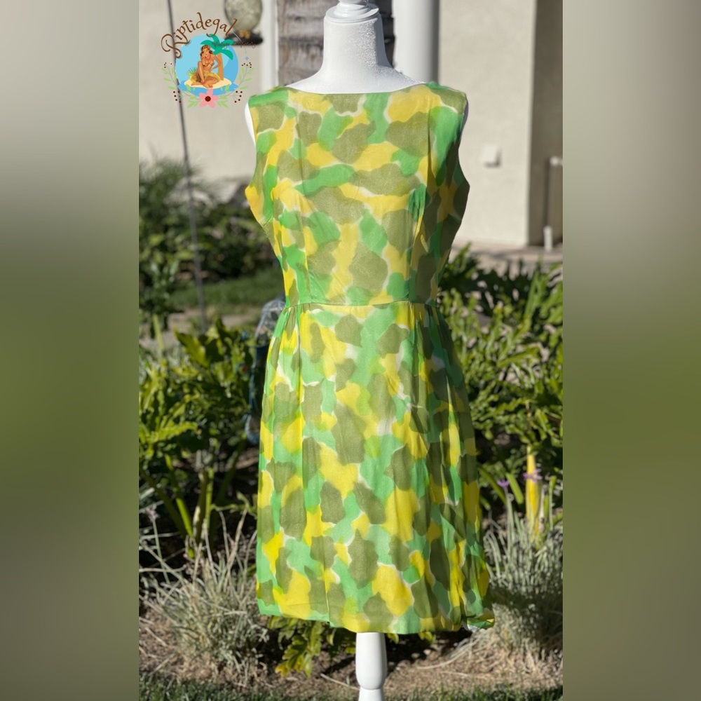 💚 Vintage 60’s Chiffon Sheath Dress